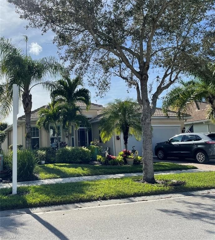 8524 Benelli CT NAPLES, FL 34114
