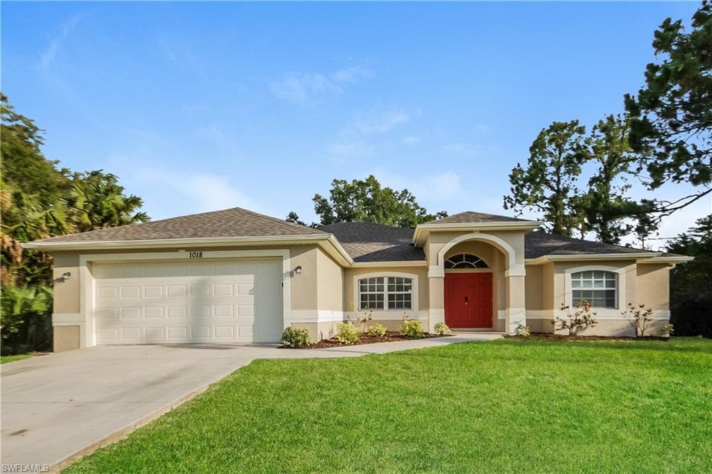 1018 Card ST E LEHIGH ACRES, FL 33974