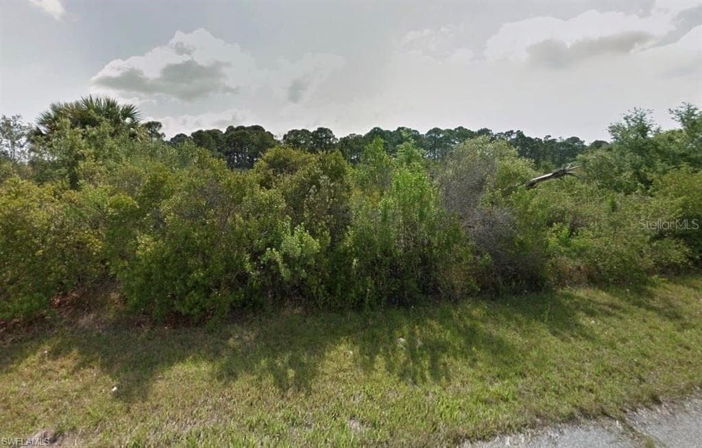 2424 Sampson ST PORT CHARLOTTE, FL 33953
