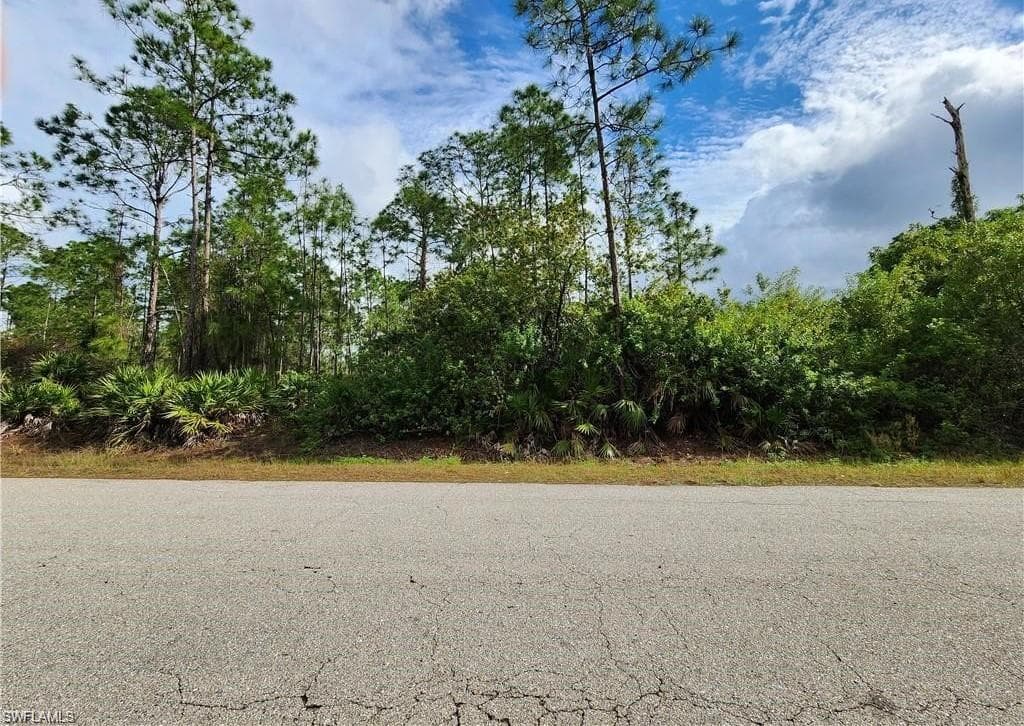 1502 North AVE LEHIGH ACRES, FL 33972