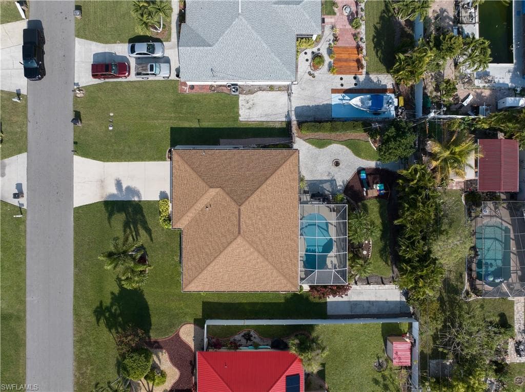 2705 SE 8th PL CAPE CORAL, FL 33904