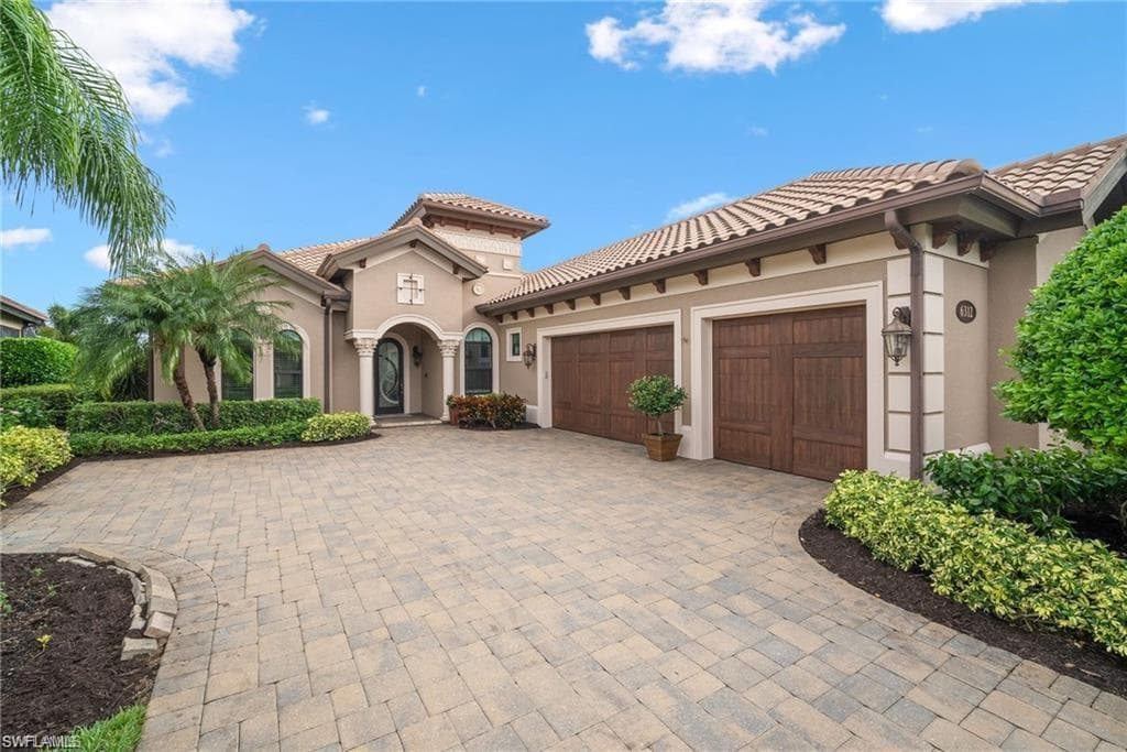 6312 Serano WAY NAPLES, FL 34113
