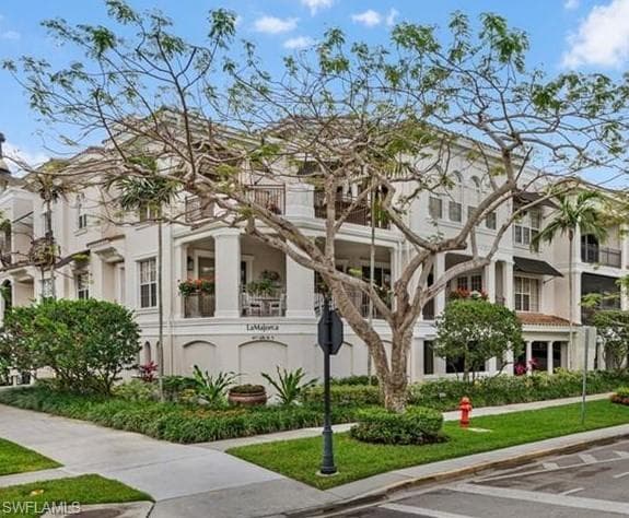 411 6th ST S 301 NAPLES, FL 34102