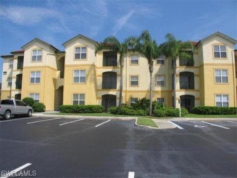 11500 Villa Grand N 307 FORT MYERS, FL 33913