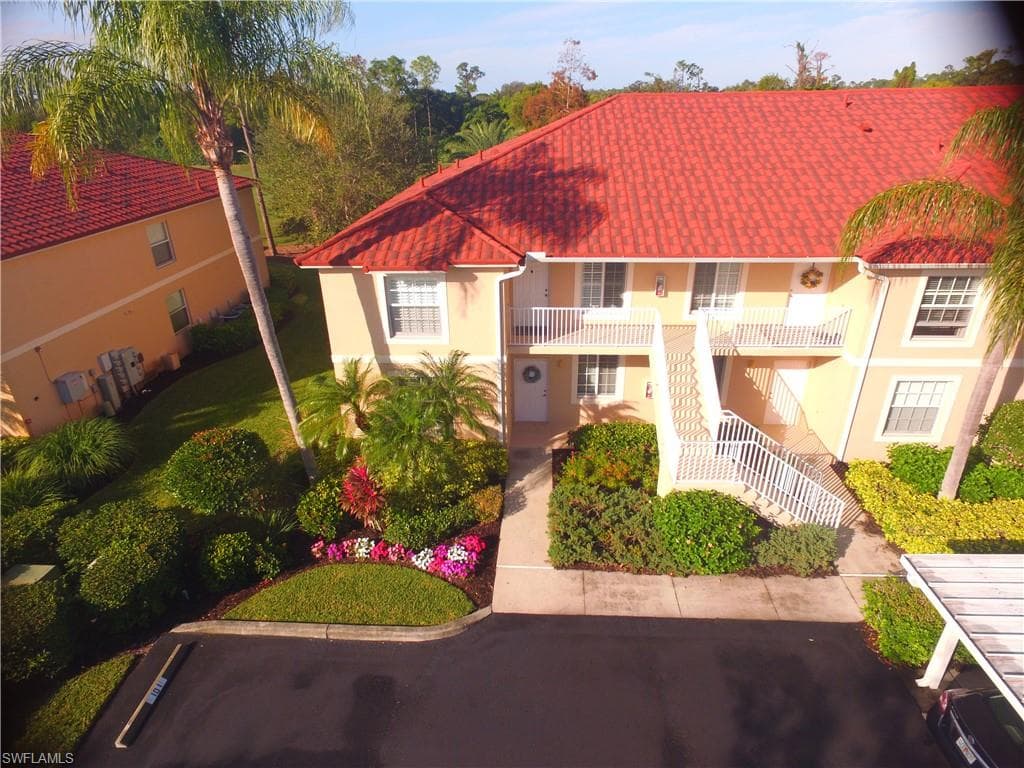 2895 Cypress Trace CIR 101 NAPLES, FL 34119