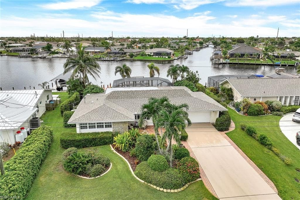 3810 SE 1st PL CAPE CORAL, FL 33904