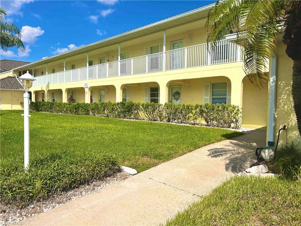 4000 Bal Harbor BLVD 315 PUNTA GORDA, FL 33950
