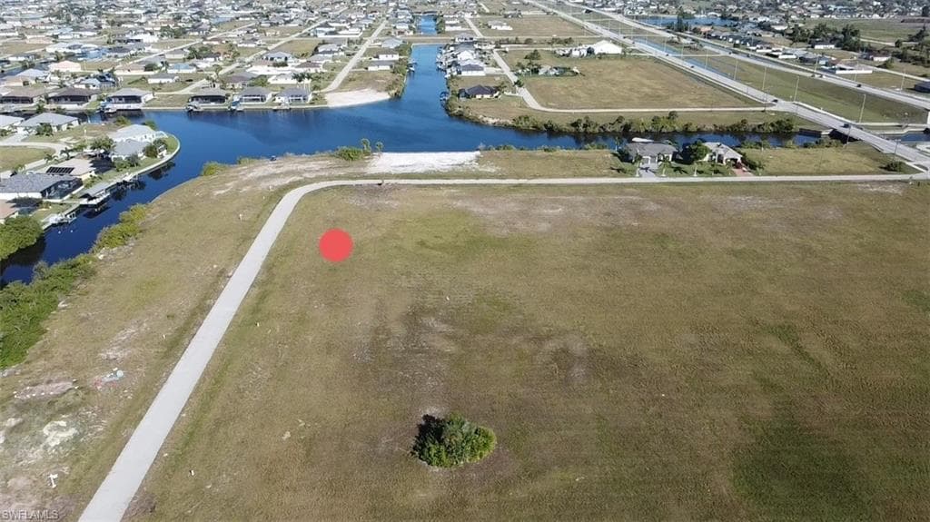 825 NW 33rd AVE CAPE CORAL, FL 33993