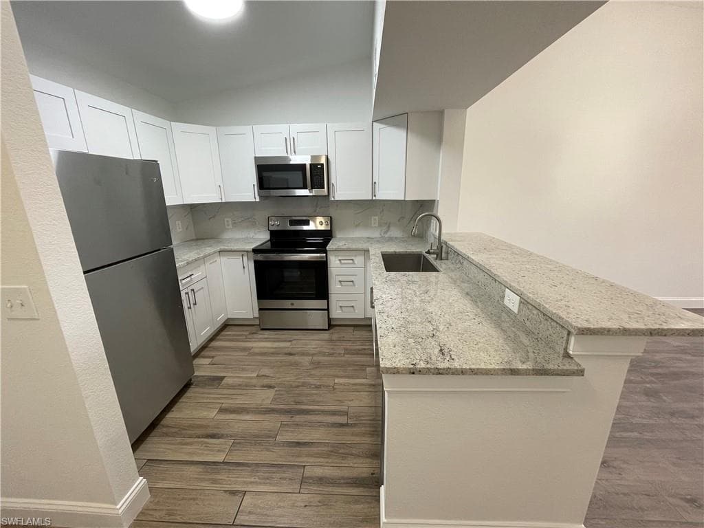 8284 Key Royal CIR 1333 NAPLES, FL 34119