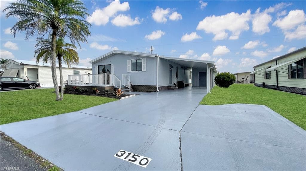 3150 Running Deer DR NORTH FORT MYERS, FL 33917