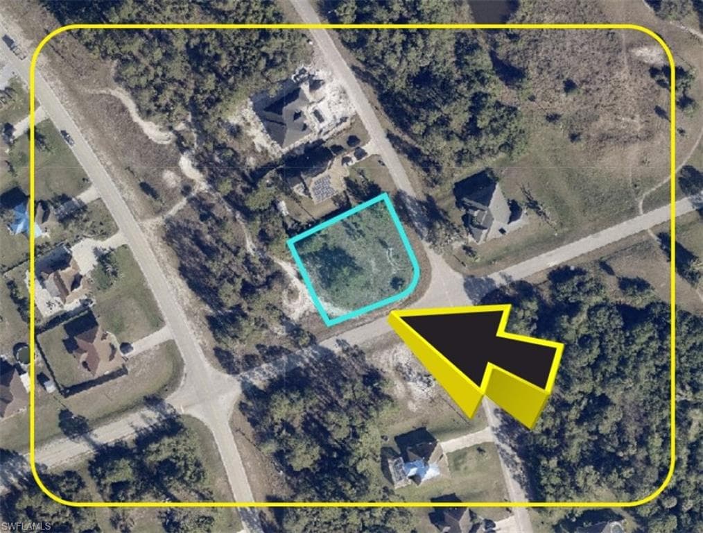 696-698 Creuset AVE S LEHIGH ACRES, FL 33974