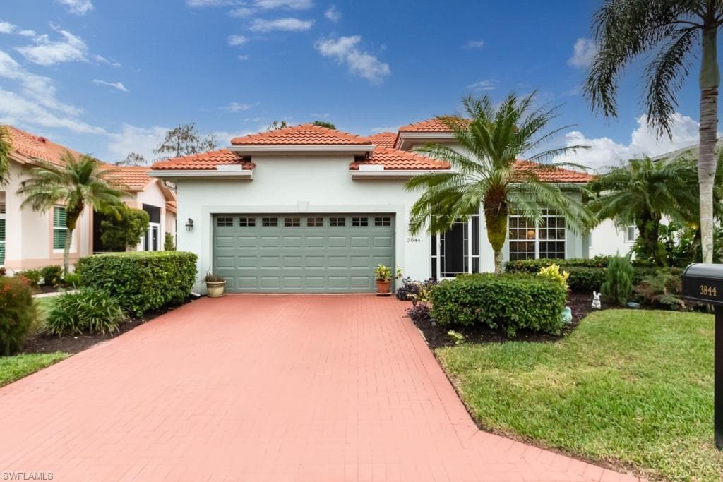 3844 Jungle Plum DR E NAPLES, FL 34114
