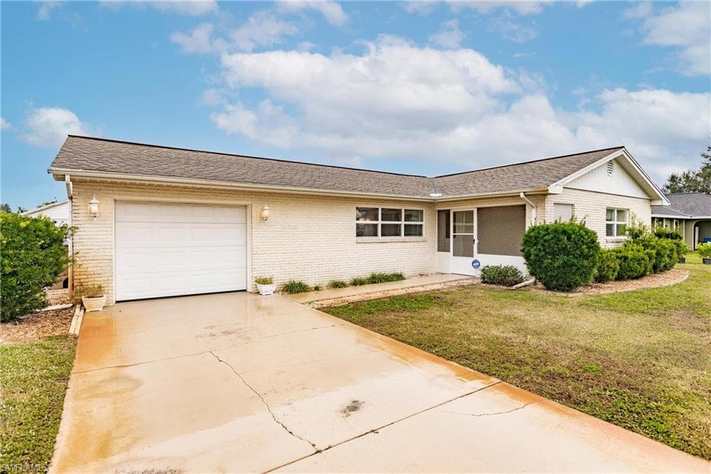 16 Sagewood AVE LEHIGH ACRES, FL 33936