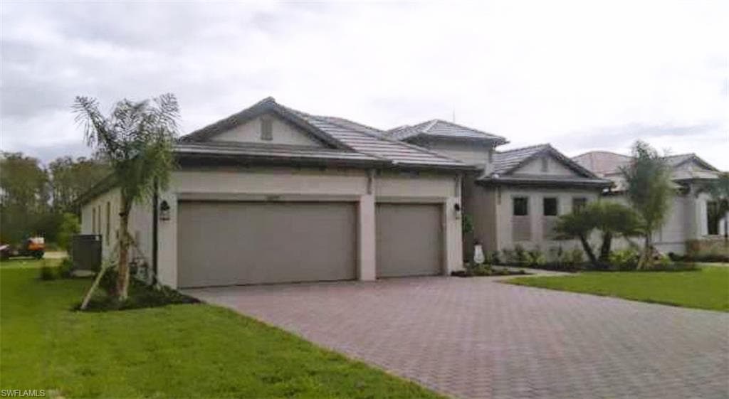 20479 Napa LOOP ESTERO, FL 33928