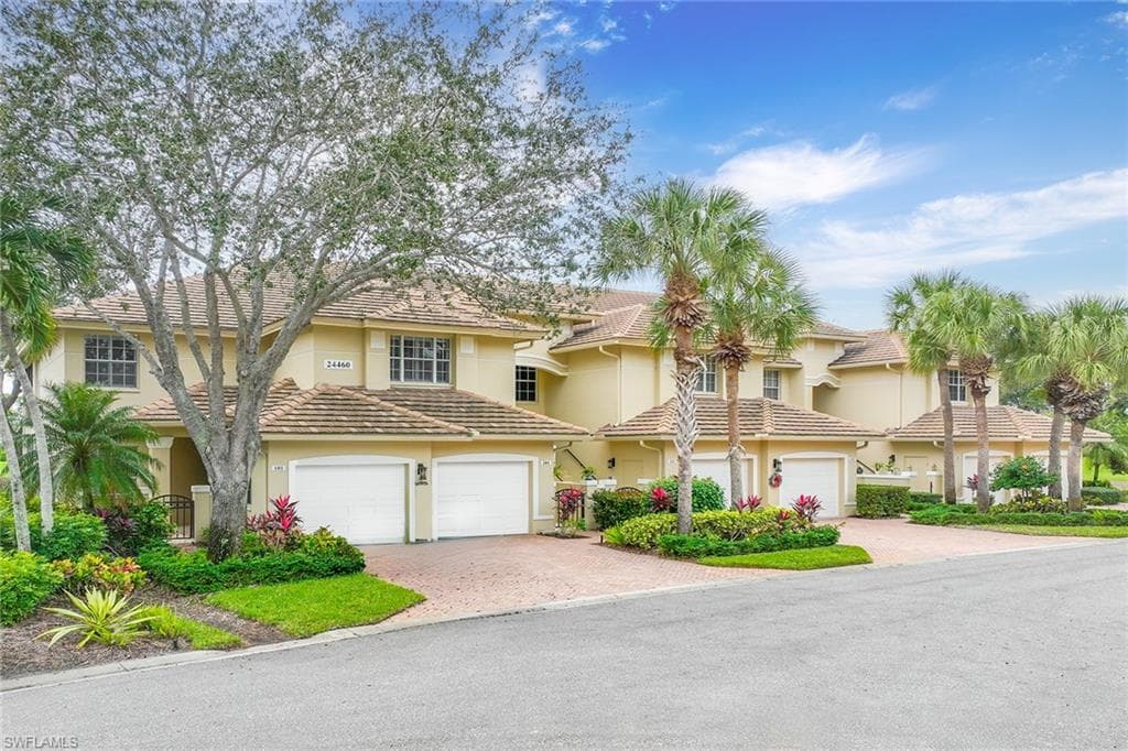 24460 Reserve CT 201 BONITA SPRINGS, FL 34134