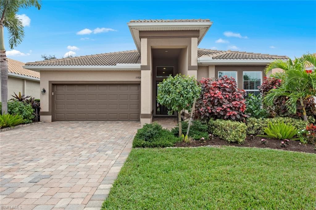 19708 Tesoro WAY ESTERO, FL 33967
