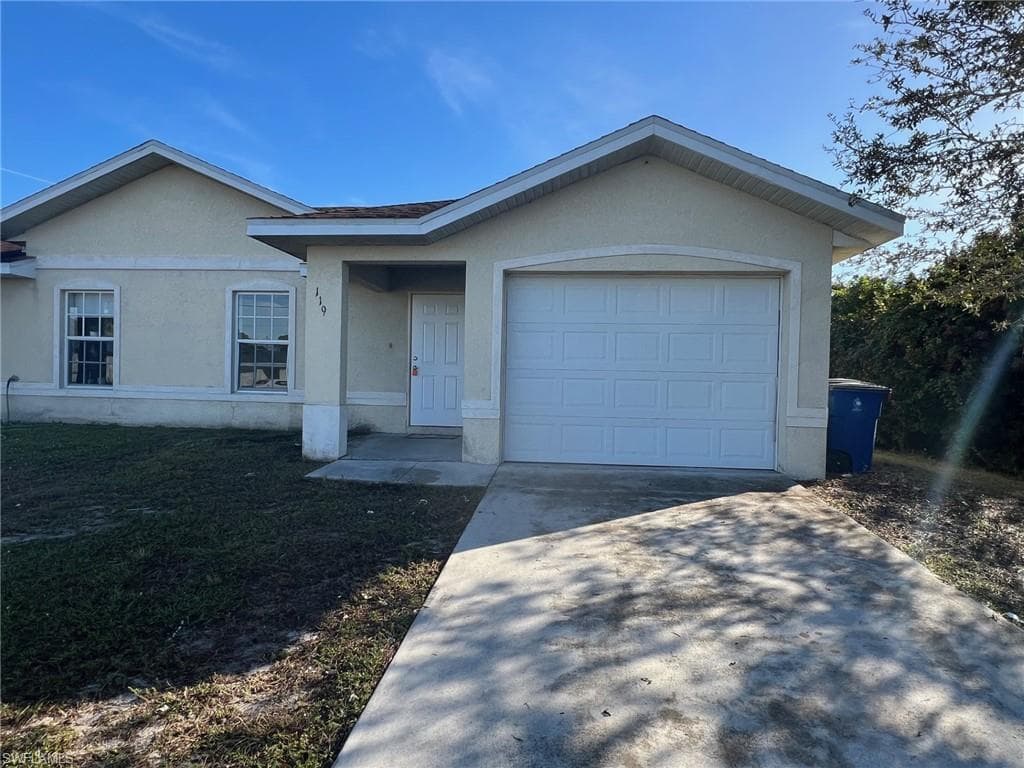 119 Harry AVE S LEHIGH ACRES, FL 33973