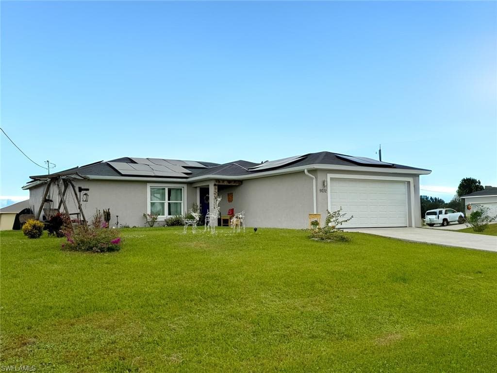 9032 Meadow CIR LABELLE, FL 33935