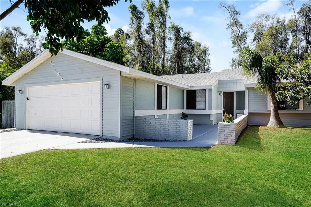 17192 Phlox DR FORT MYERS, FL 33967