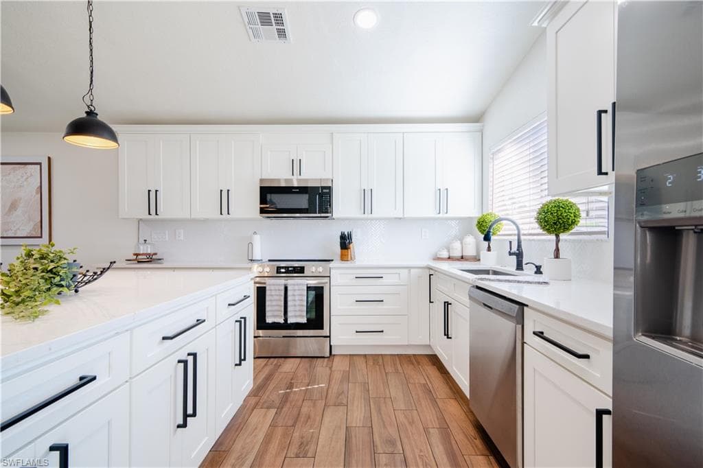 6483 Royal Woods DR FORT MYERS, FL 33908