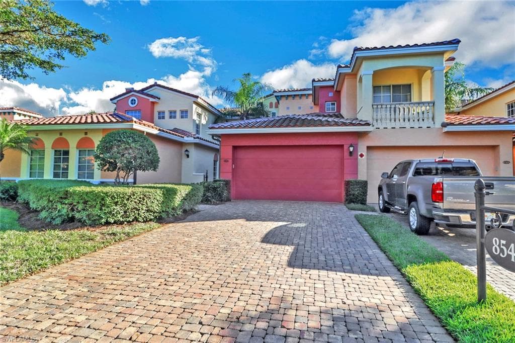8543 Via Lungomare CIR 102 ESTERO, FL 33928