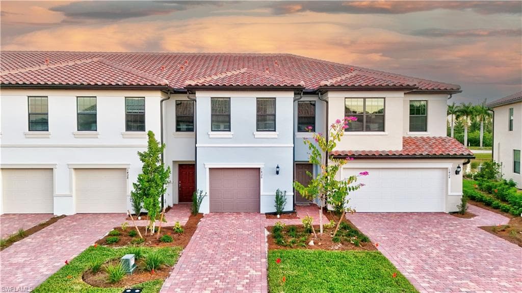 1426 Weeping Willow CT CAPE CORAL, FL 33909