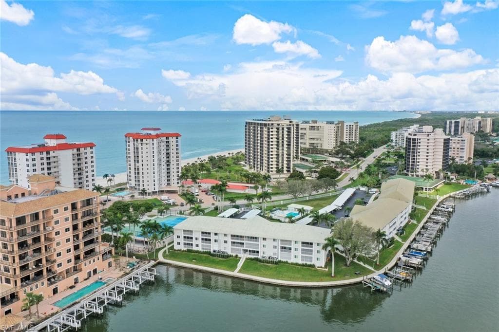 10682 Gulf Shore DR 205 NAPLES, FL 34108