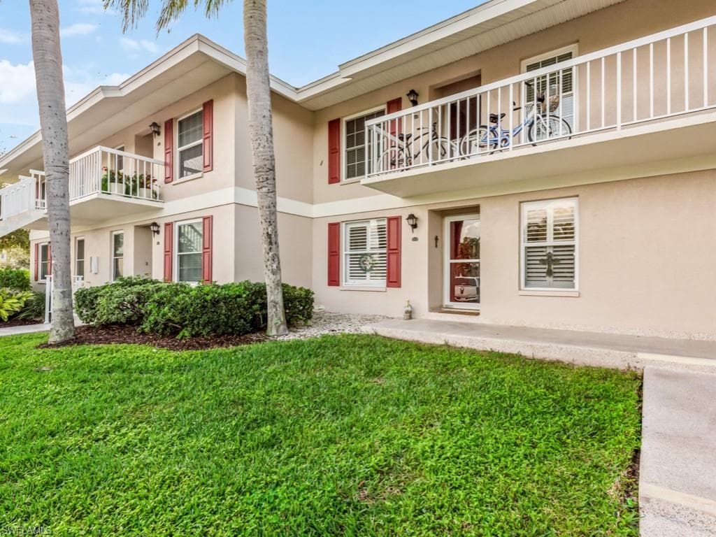 860 Elkhorn CT 313 MARCO ISLAND, FL 34145