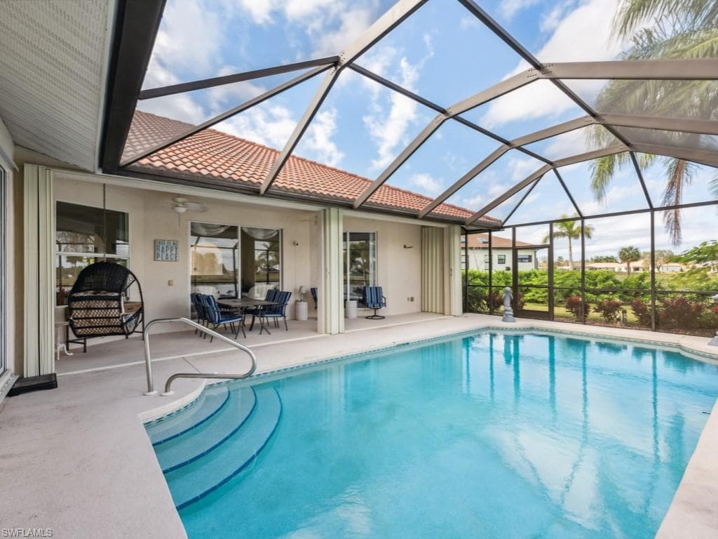18049 Greenwood DR NAPLES, FL 34114