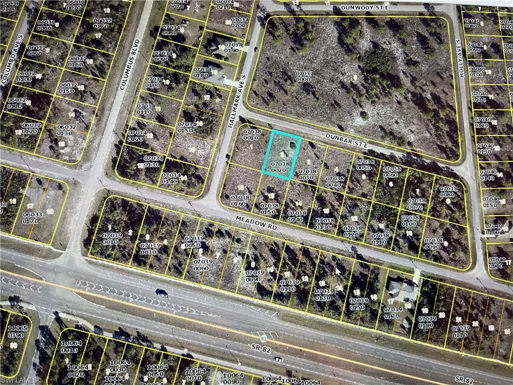 1216 Dunbar ST E LEHIGH ACRES, FL 33974