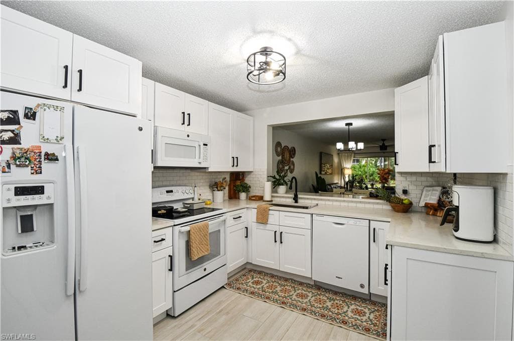 776 Landover CIR 102 NAPLES, FL 34104
