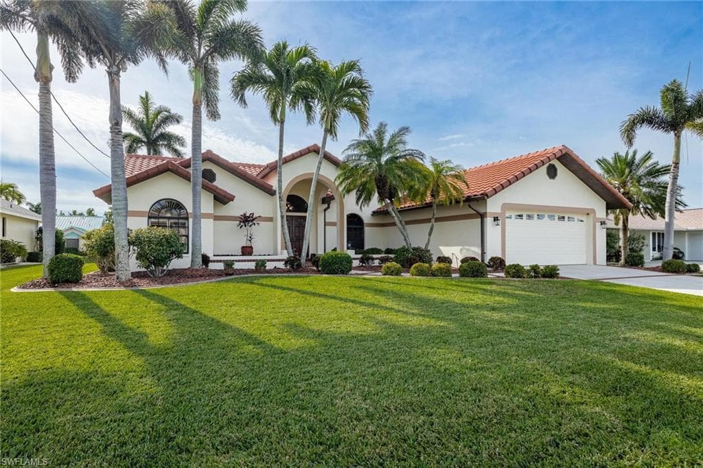 1508 SW 54th TER CAPE CORAL, FL 33914