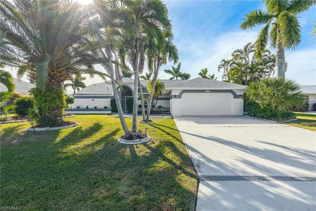 2108 SE 25th TER CAPE CORAL, FL 33904