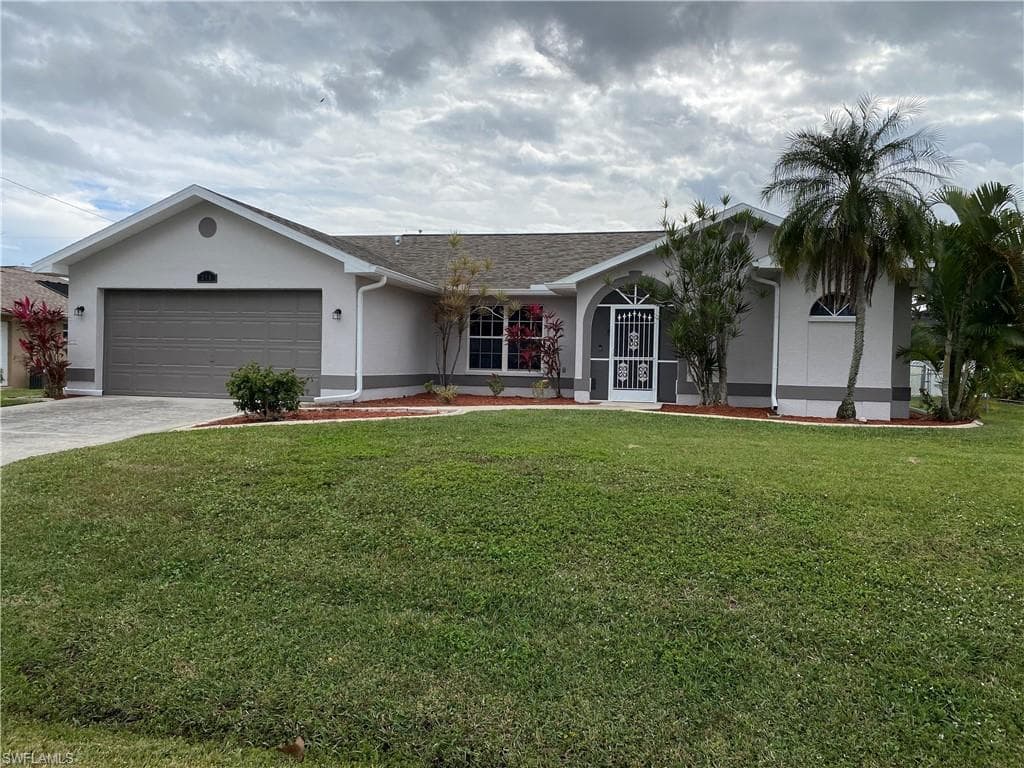 318 SE 21st LN CAPE CORAL, FL 33990