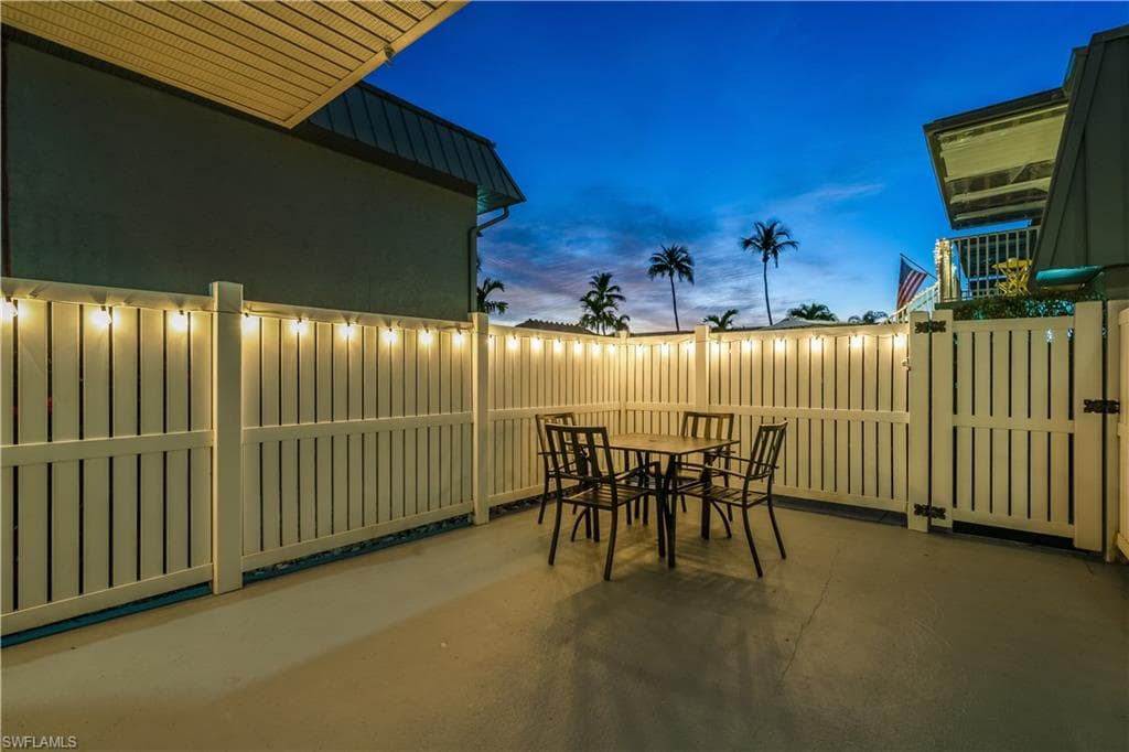 6777 Winkler RD 119 FORT MYERS, FL 33919