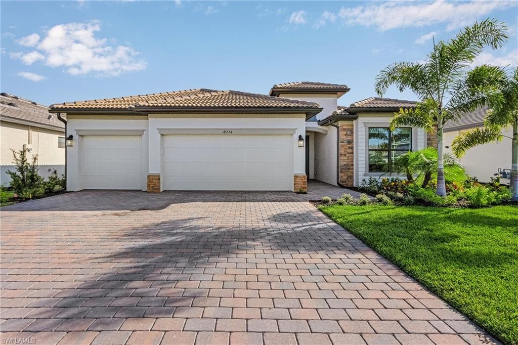 18274 Ridgeline DR ESTERO, FL 33928
