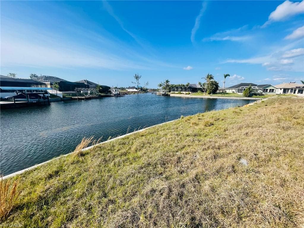 2822 SW 17th AVE CAPE CORAL, FL 33914