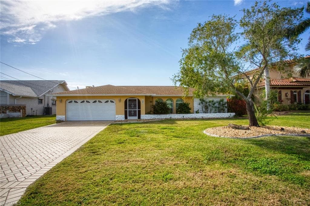 506 SW 52nd ST CAPE CORAL, FL 33914
