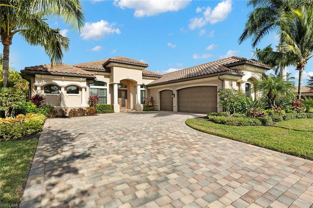 3313 Runaway LN NAPLES, FL 34114