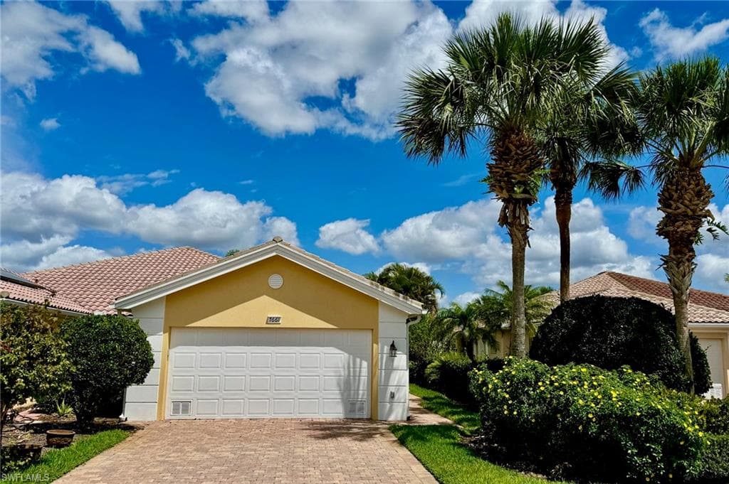 7661 Novara CT NAPLES, FL 34114