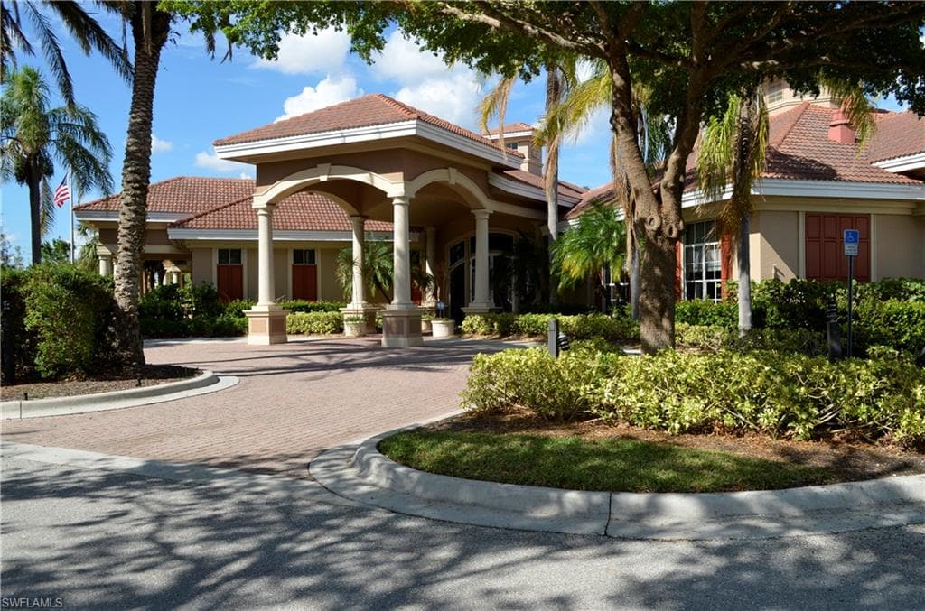 5120 W Hyde Park CT 203 FORT MYERS, FL 33912