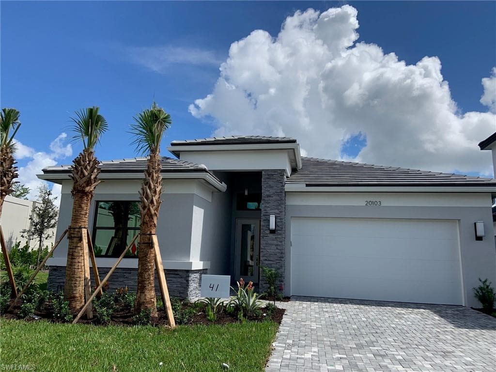 20103 Camellia Crosse LN ESTERO, FL 33928