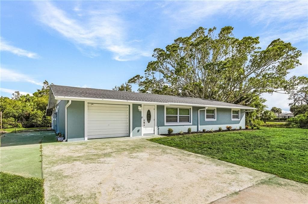 127 Brooks RD NORTH FORT MYERS, FL 33917