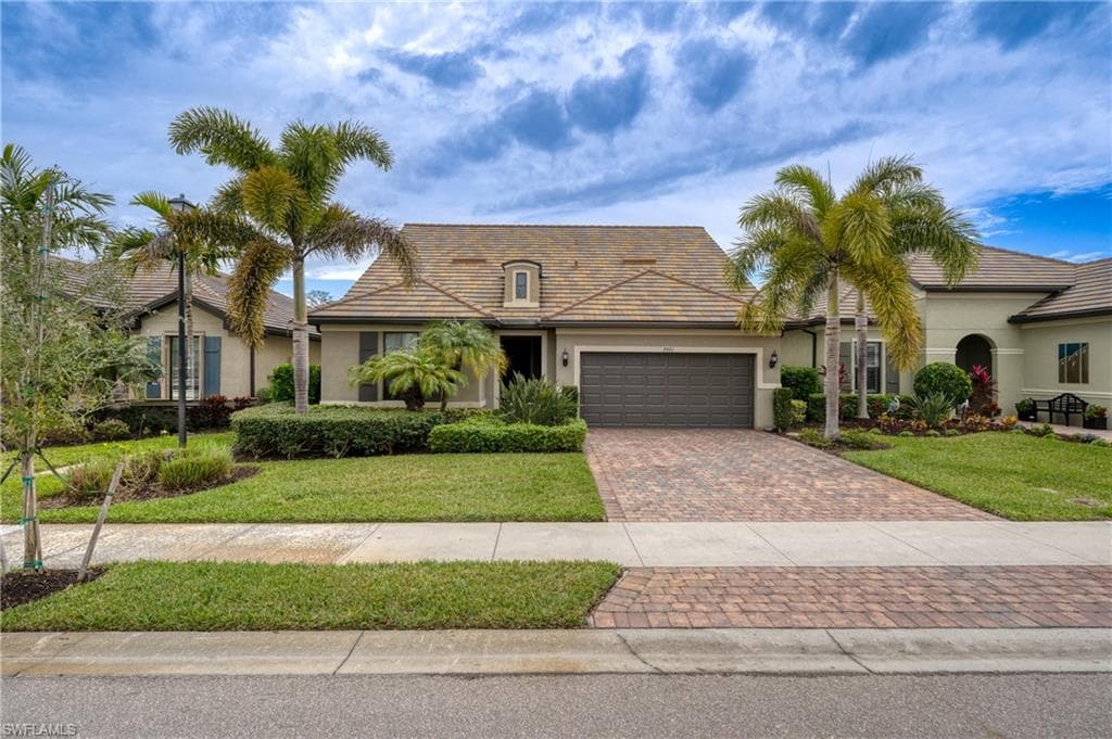 7491 Blackberry DR NAPLES, FL 34114