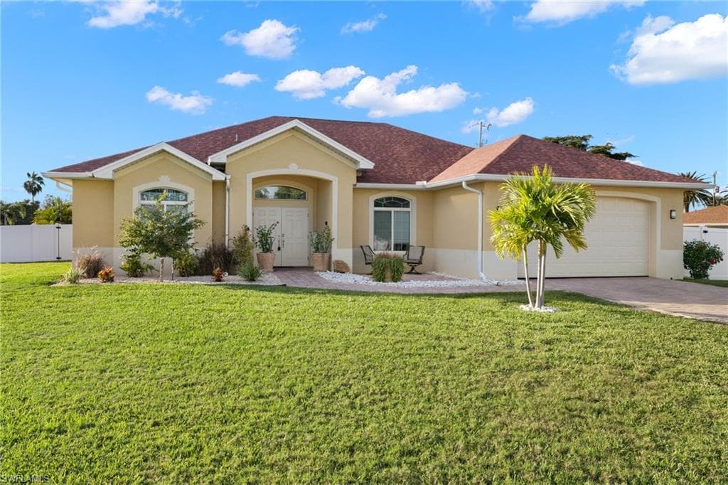 3208 4th AVE CAPE CORAL, FL 33904