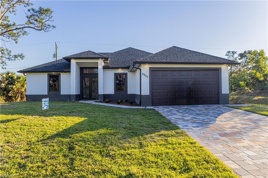 4604 Dora AVE N LEHIGH ACRES, FL 33971