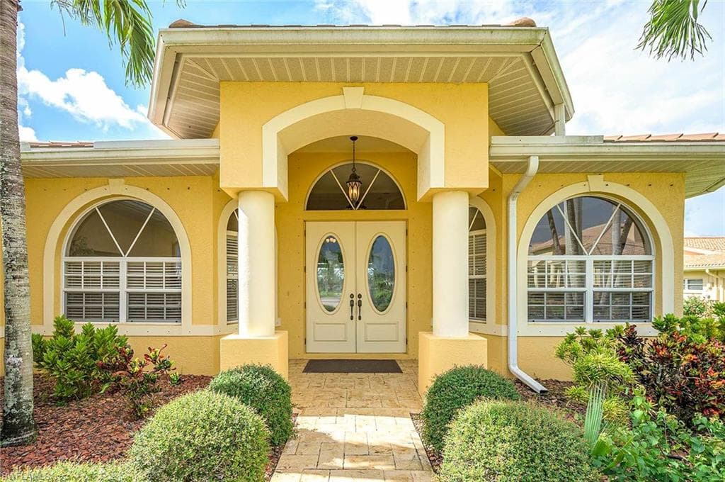 5352 Bayside CT CAPE CORAL, FL 33904
