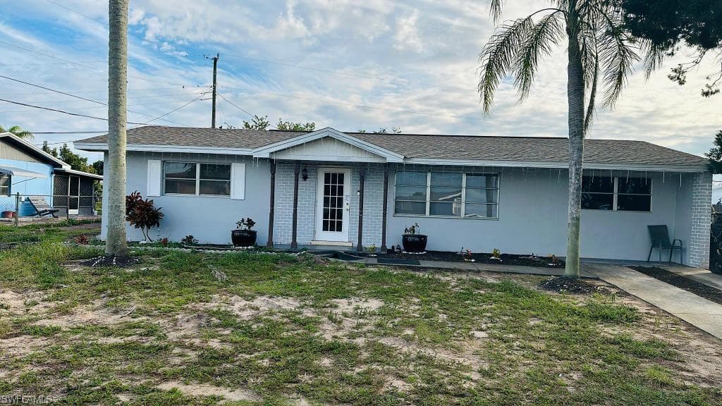 1124 Rushmore AVE N LEHIGH ACRES, FL 33936