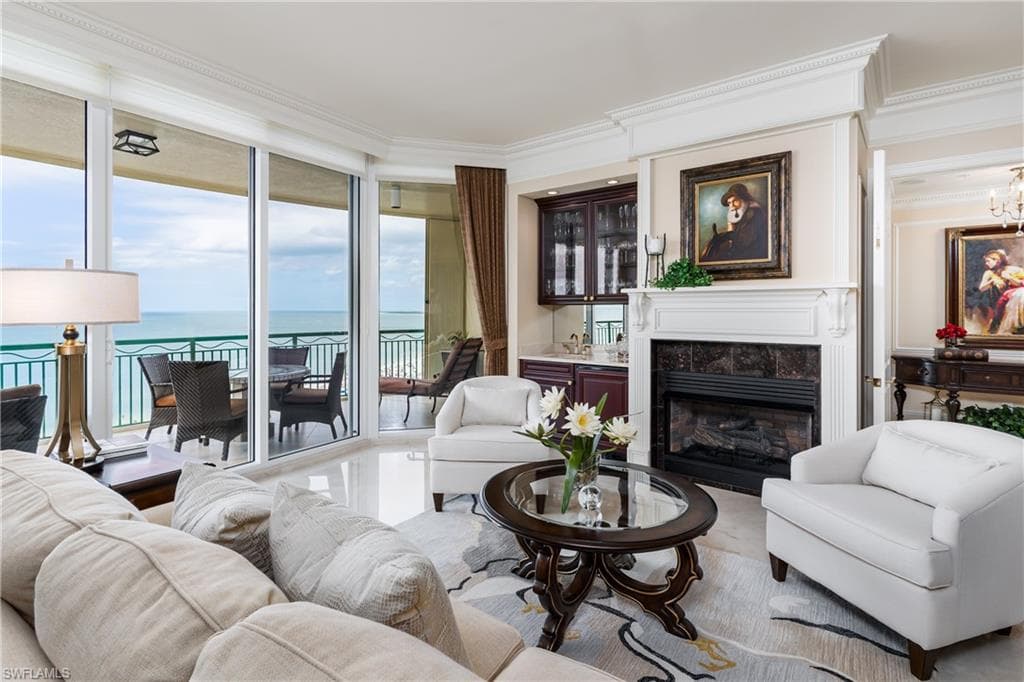 940 Cape Marco DR 1004 MARCO ISLAND, FL 34145