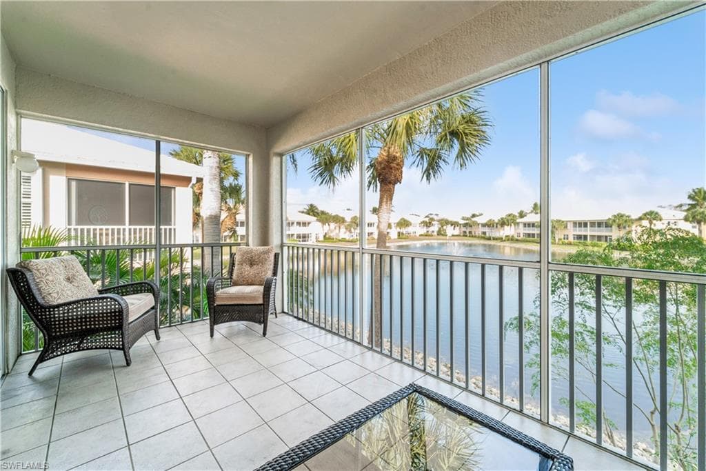 1134 Sweetwater LN O-201 NAPLES, FL 34110